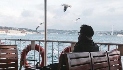 Faker：近期最棘手的中单是Chovy，单排想赢运气很重要